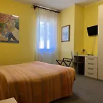 Giardino Hotell 3*