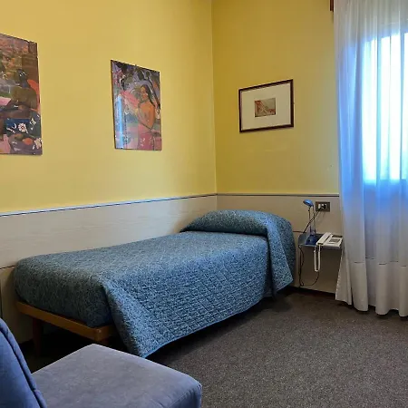 Hotell Giardino 3*