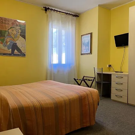 Giardino Hotell 3*